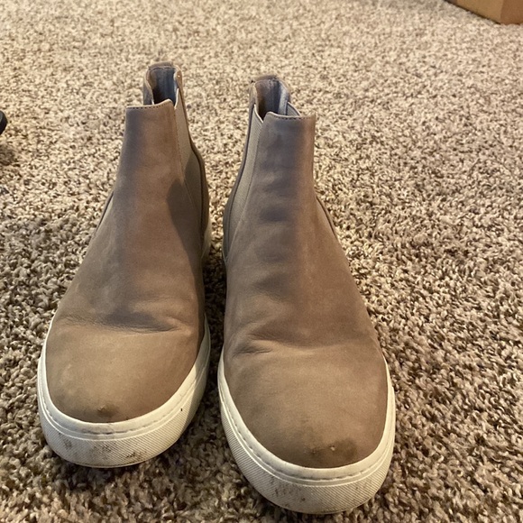 Vince tan suede high top sneakers - Picture 2 of 4